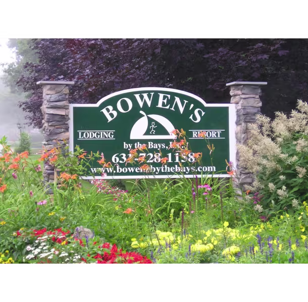 53_242_Bowens-front-entrance-300dpi_fb059188-5056-b3a8-4938d7f2d20075b5.avif