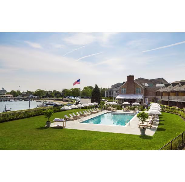 BaronsCove_PoolMaster_9456C0B3-517F-472D-937A42A51174B826_b7922d97-04da-4e87-8e89ccf96493ad04.avif