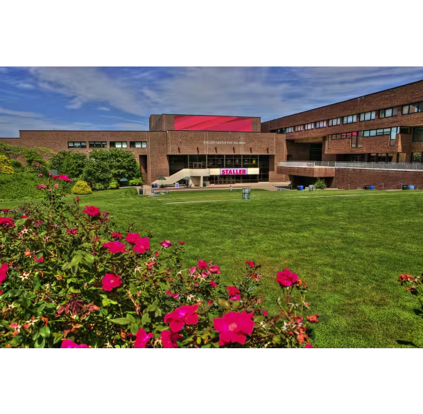 Staller-Center_BeautyShot2_F6CAC95B-BAA4-4338-88A561C4A0971B95_1318ef36-da94-44d3-b89a4b6eb6e3587b.avif
