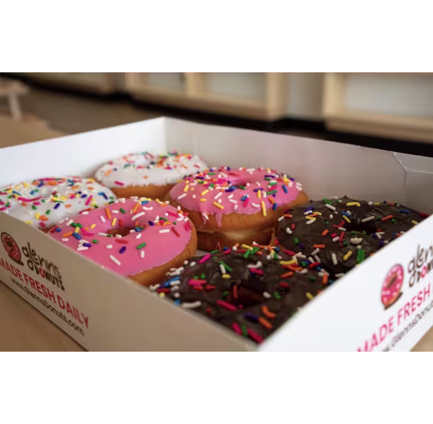 glenns-donuts-image_7DD8C5C8-DF2A-C672-B8C61CC0FFDB249E-7dd8c4c3d3aabcc_7dd8cead-e9ba-5d18-f9c0f38e23b8d535.avif